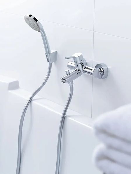 Кран у ванну одновентильний із коротким зливом HANSGROHE TALIS S хром латунь 72400000 72400000 фото