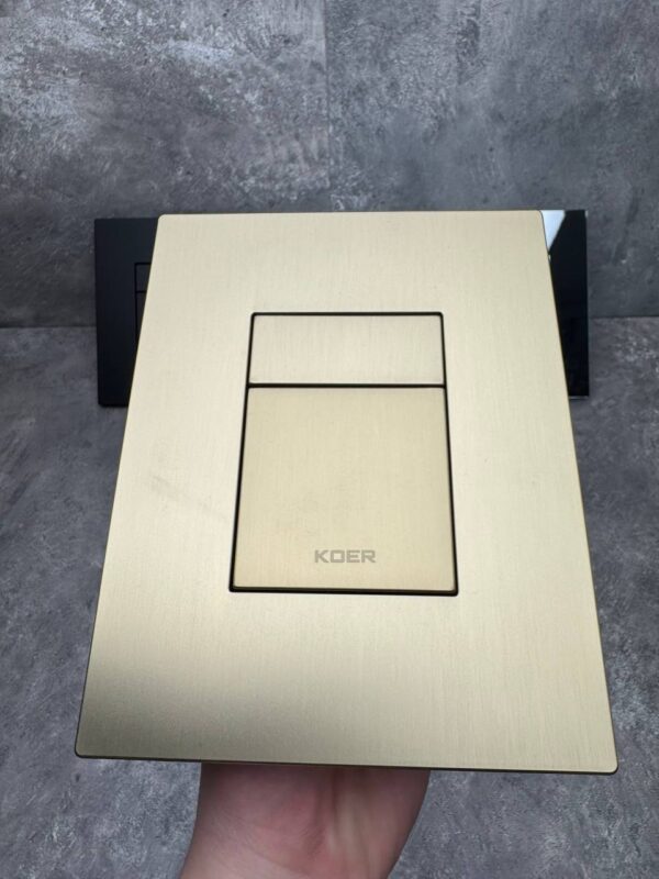 Панель змиву KOER KT-0607-12 157x198x3mm пластикова, кнопка квадратна (колір матове золото)
