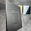 Панель змиву KOER KT-0607-07 157x198x3mm пластикова, кнопка квадратна (колір графіт) Панель змиву KOER KT-0607-07 157x198x3mm пластикова, кнопка квадратна (колір графіт)