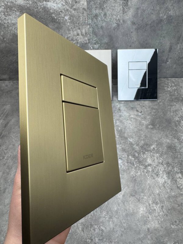 Панель змиву KOER KT-0607-12 157x198x3mm пластикова, кнопка квадратна (колір матове золото)