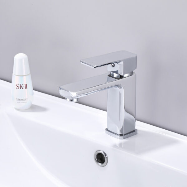 Смеситель для раковины Lidz Dozorca 001 (k35) LDDOZ001CRM45403 Chrome Змішувач для раковини Lidz Dozorca 001 (k35) LDDOZ001CRM45403 Chrome
